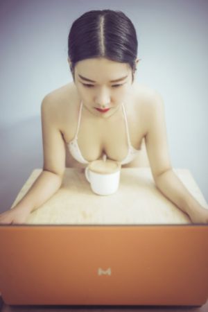色综合久久久久久久久久久_1080免费全集观看