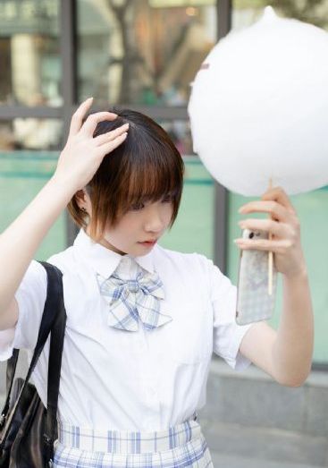异世界迷宫里的后宫生活完整版_字幕高清版在线观看